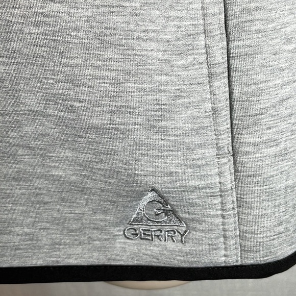 GERRY Vest Hooded Size Medium - Picture 2 of 8